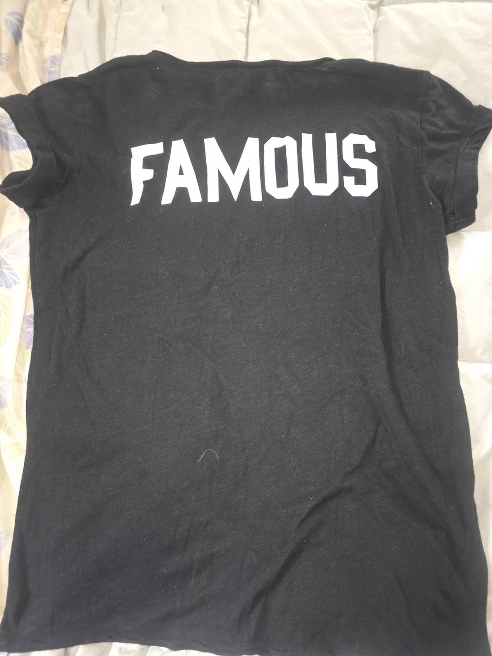Y2K Vs PINK Famous/LA Tshirt. - Picture 2 of 2
